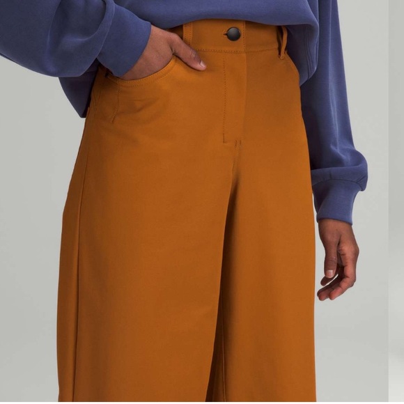 LULULEMON City Sleek 5 Pocket Wide Leg Pant. Size XL /33 - Picture 5 of 15